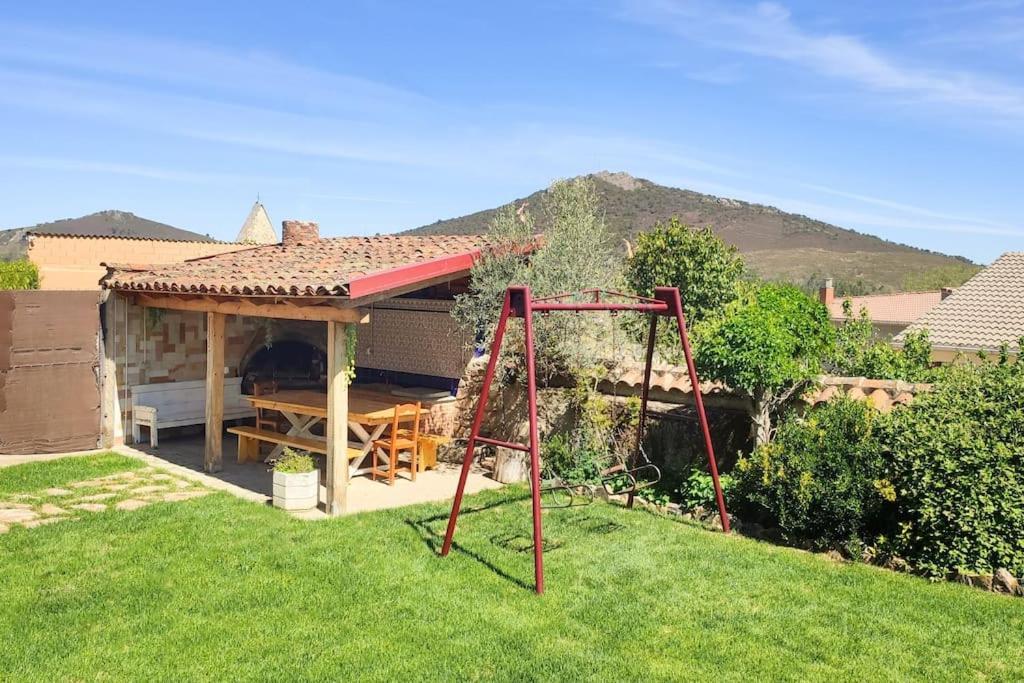 Casa Rural Tozolosolobos Otero de Bodas Exterior foto